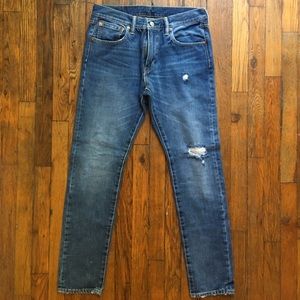 Distressed Levi’s 512 (slim tapered)  32x32